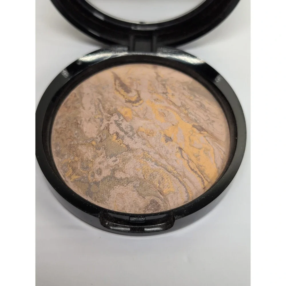 Laura Geller Balance N Brighten Color Correcting Foundation Medium 9 g / .32 oz